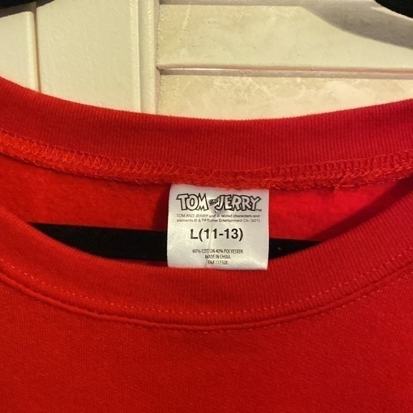 Tom and Jerry Sweatshirt - Picture 2 of 6